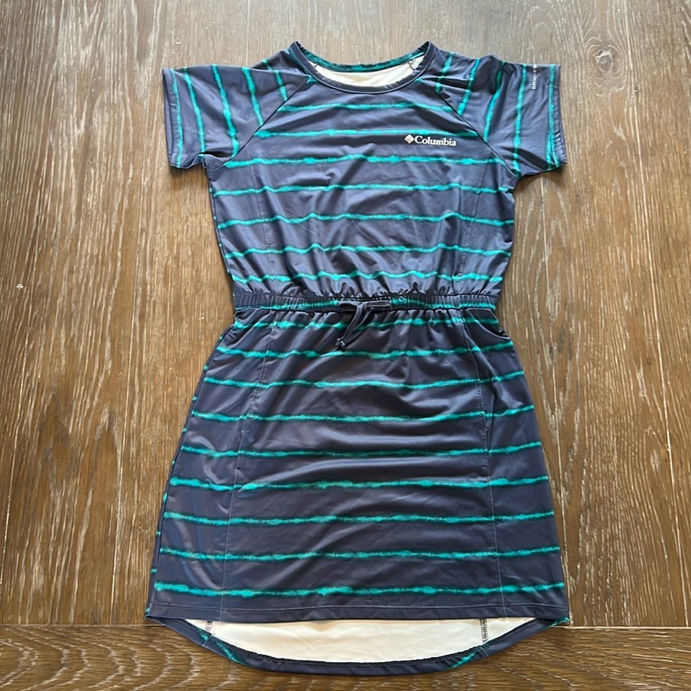 Columbia Omni-Freeze Freezer Dress Medium 10-12